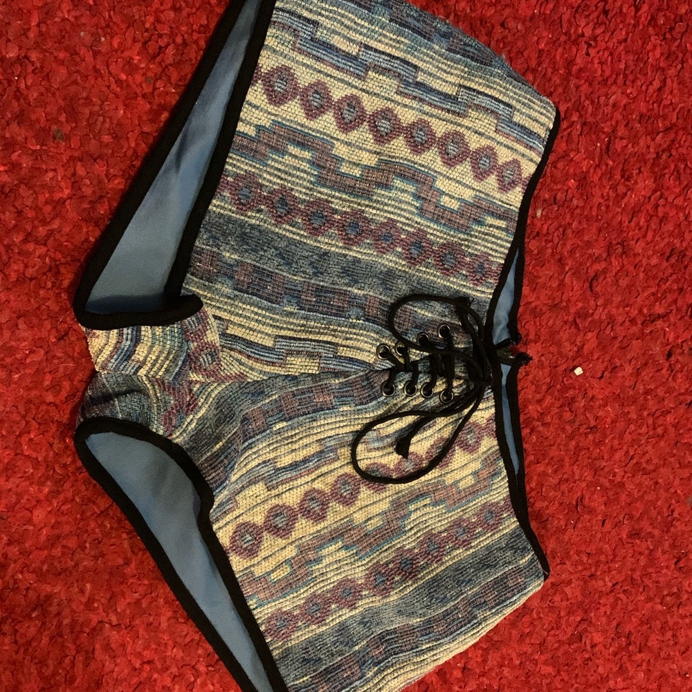like new Tobi shorts